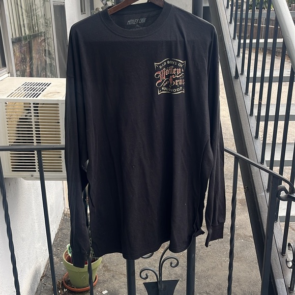 Never been worn xtra long - Picture 2 of 4